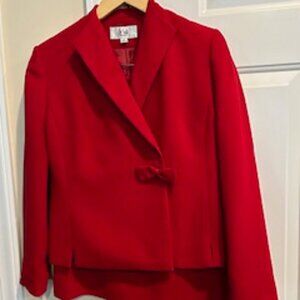 Women's Skirt Suit 2-Piece LeSuit 4P Red Long Sleeve Has Lining Dressy Business